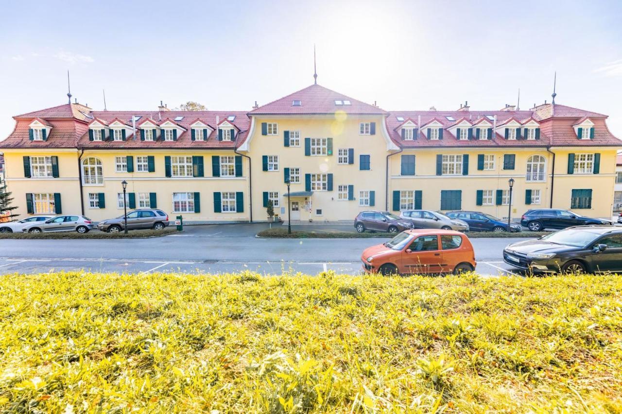 Apartments Vila Golf - Flucher Turizem Rogaška Slatina Extérieur photo